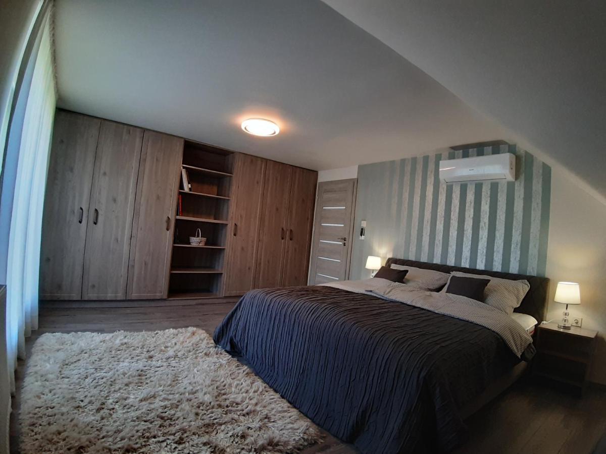 Profi Keco Apartman Balatonalmádi المظهر الخارجي الصورة